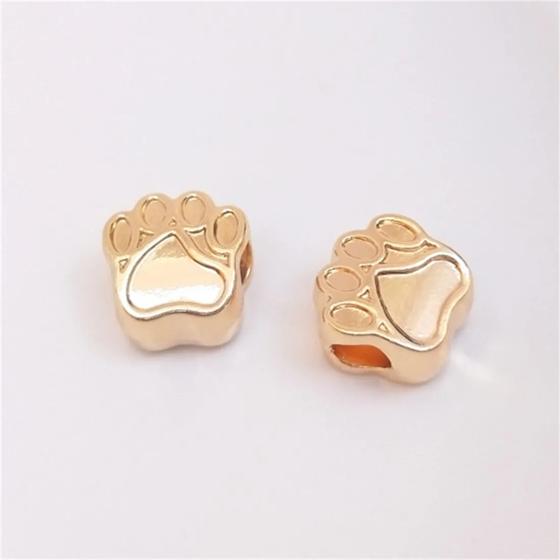 

1PCS 14K Gold Package Cat Paw Large Hole Bead, Bear Paw Through Hole, Loose Bead, Handmade DIY Bracelet Accessory, C200