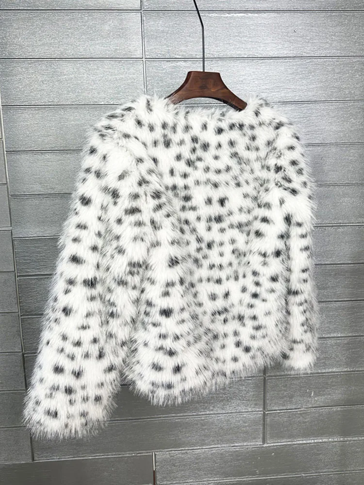 ZADORIN Preppy Style White Leopard Black Dots Faux Fur Coat Women O-Neck Furry Short Faux Fur Jacket Winter Clothes Women 2024