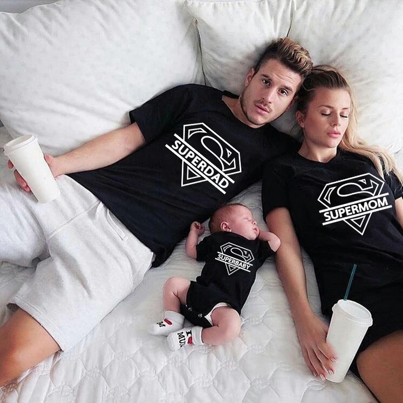 Family Matching Outfits Super Dad Mom Baby Look Tee Shirt Lovely Birthday T-shirt Funny Daughter Son Family Party Graphic Tops