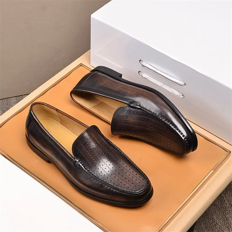 Newest 2023 Genuine Leather Men Driving Shoes Slip On Super Quality Comfortable Men Casual Cowhide Leather Moccasins Loafers