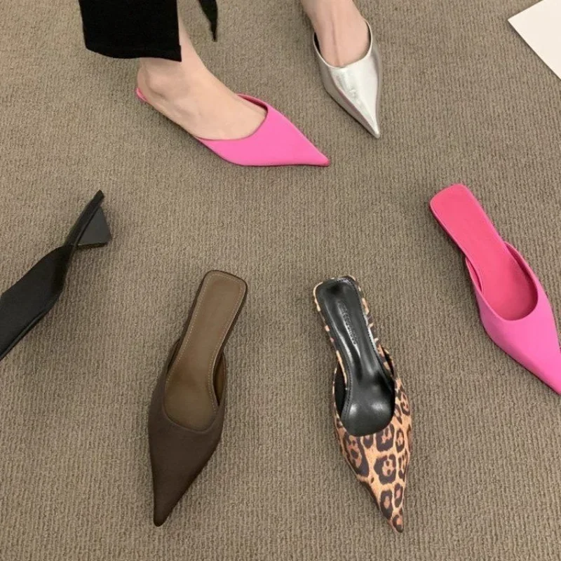 Pointed Suede Leopard Print Slippers for Women in Summer 2025, New Style for Women's Outerwear, Mules Shoes