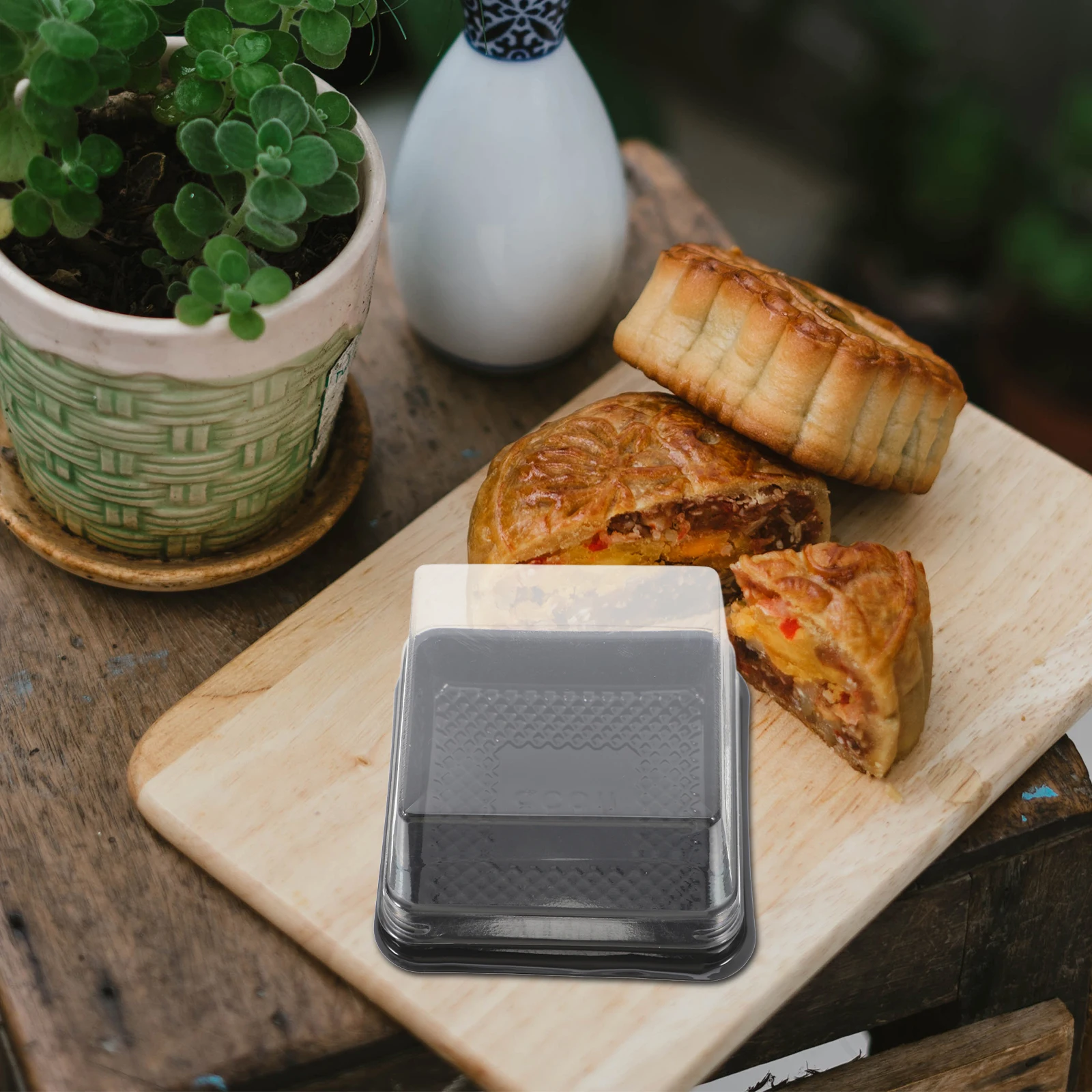 

100pcs Moon Cake Box Egg-Yolk Puff Holder Square Plastic Food Storage Container Clear Pet Sealing Box For Puff Cake