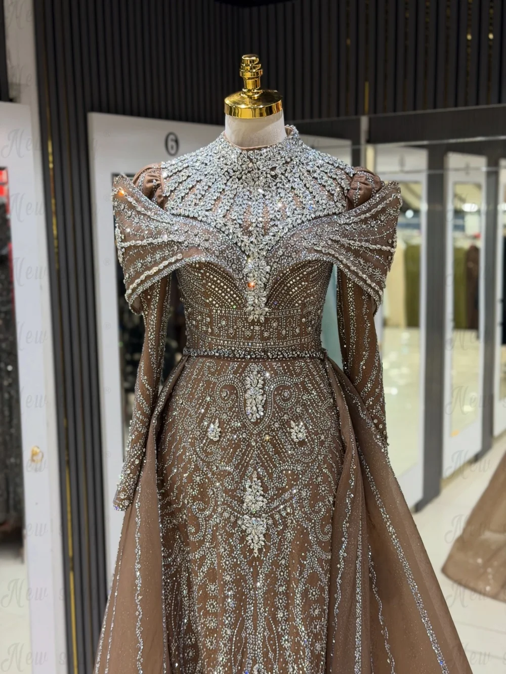 2026 Turtleneck Brown Prom Dress With Detachable Skirt Embroidery Applique Wedding Guest Gowns Customized Dubai Reception Dress