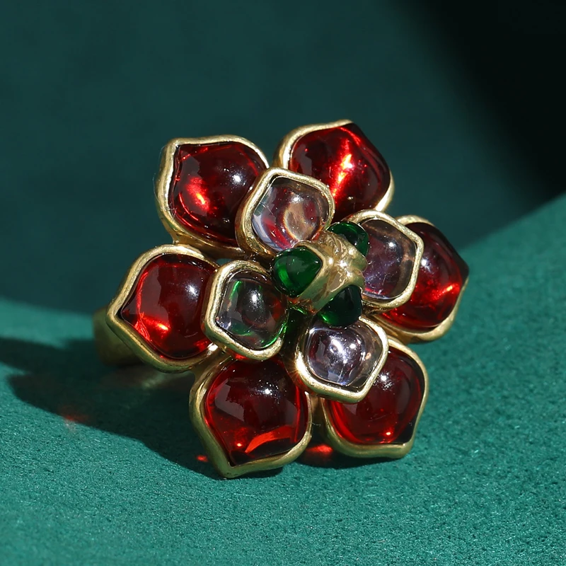

Large Red Jelly Glazed Rings Camellia Flower Vintage Gold Color Luxury Retro Jewelry For Girls Accessories 2026 New Wedding
