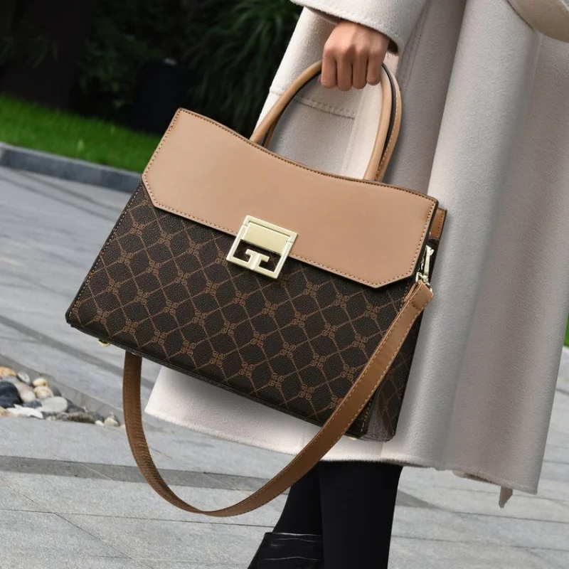 

2025 spring women top handle small square bag pu leather stitched flap design hand carry only one size casual daily bag