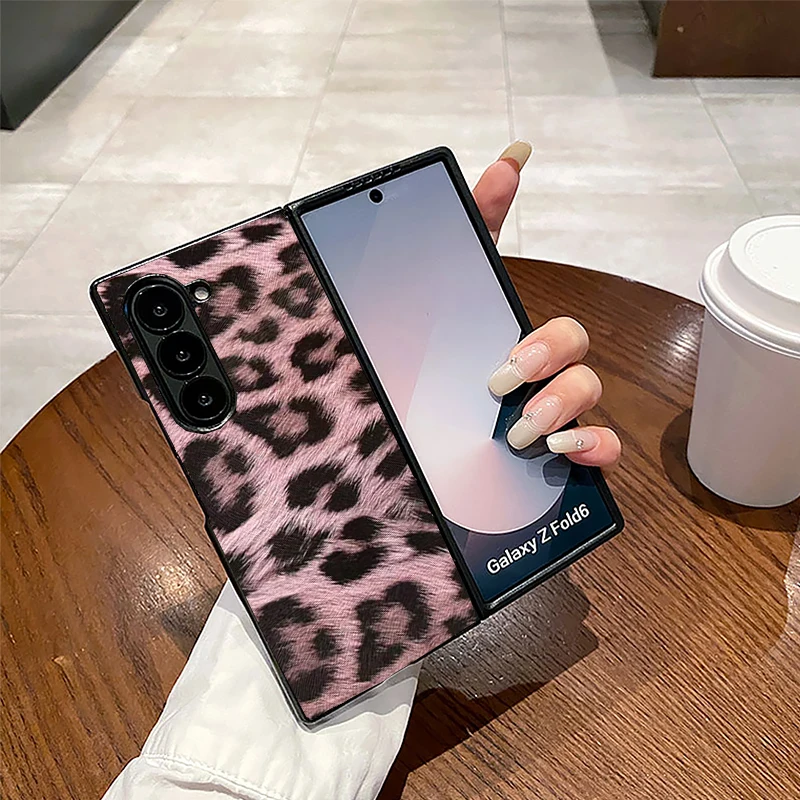 Fashion Leopard Pattern Hard PC Phone Case For Samsung Galaxy Z Fold 7 6 5 4 3 5G Ultra Thin Luxury Shockproof Back Cover