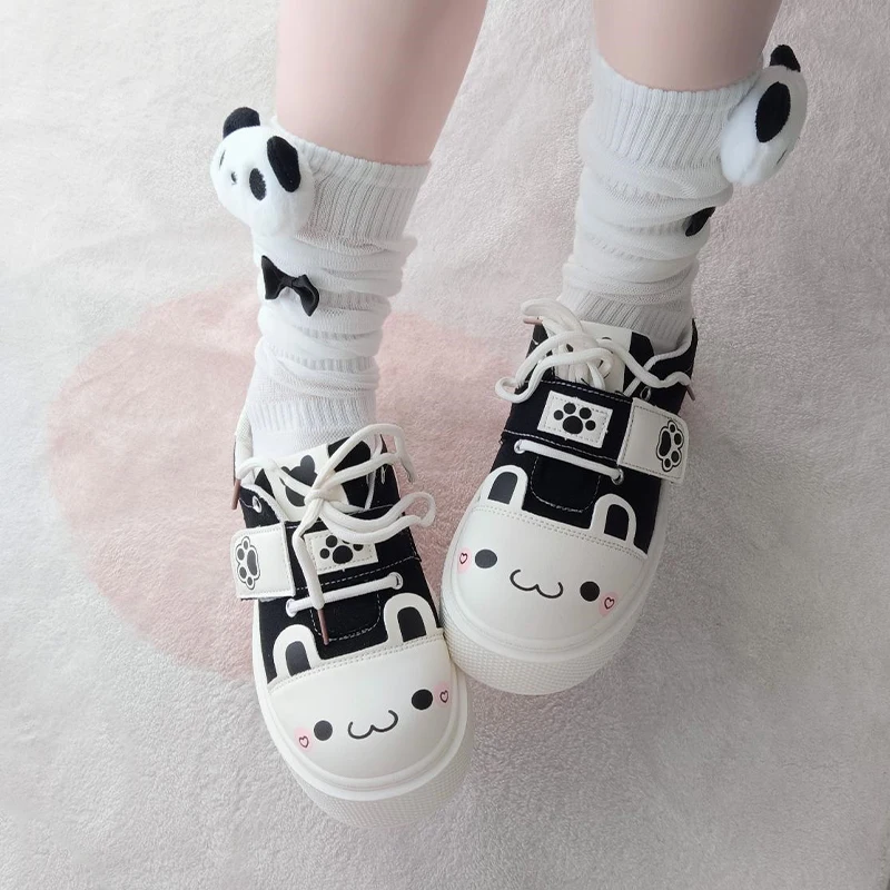 Teenager-Schüler JK-Uniform, schwarze Canvas-Schuhe mit Katzenmotiv, Damen-Sneaker mit niedlichem Kätzchen-Gesicht und Pfotenabdruck, Plateau-Schnürschuhe im Lolita-Stil.