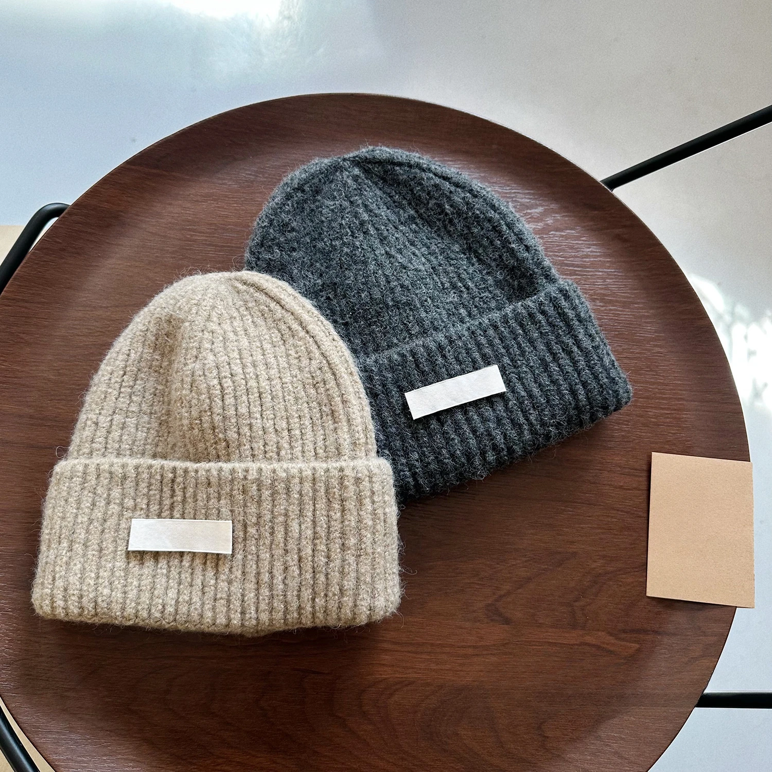 

2024 New Autumn Arrival! Adult Knitted Hat with Letter Patch - Unisex, Versatile. Winter Warm, Ear-Protecting. Casual Woolen Hat