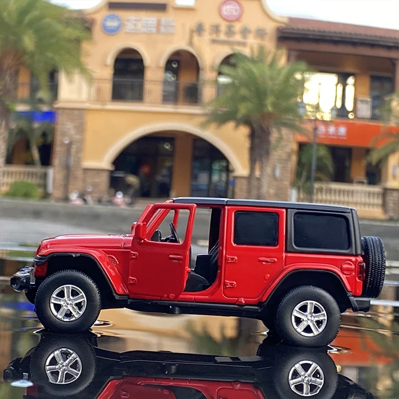 1/36 Jeeps Wrangler Rubicon Alloy Pickup Car Model Diecast Metal Toy Off-road Vehicle Model Simulation Collection Childrens Gift