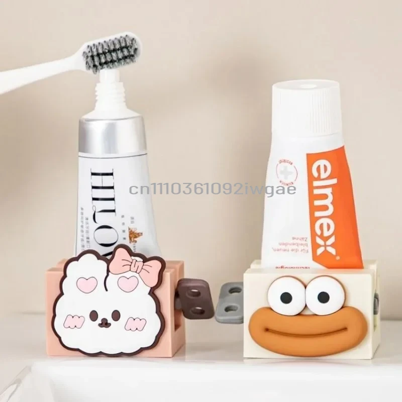 

1PC Cute Style Cartoon Manual Squeezers Toothpaste Stand Home Bathroom Facial Cleanser Rolling Squeeze Clip Seat Holder
