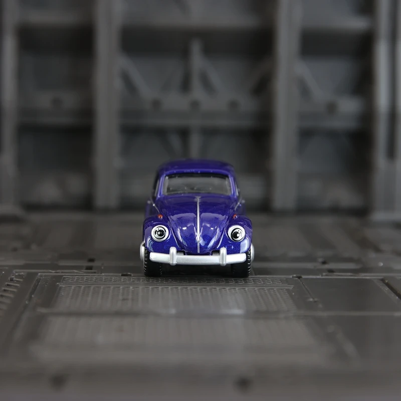 

1:44, имитация Volkswagen Classic Beetle, статическая модель, металлический коллекционный подарочный автомобиль