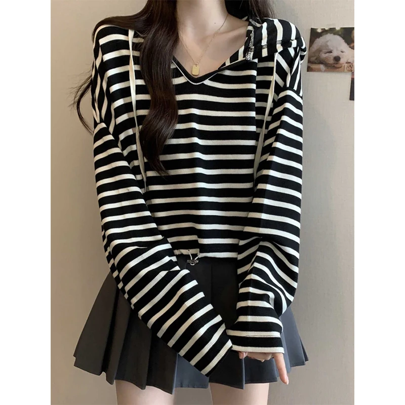 Large Size Korean V-neck Striped Long Sleeve Hooded T-Shirt Women Spring Autumn Simplicity Office Lady All-match Casual Tops