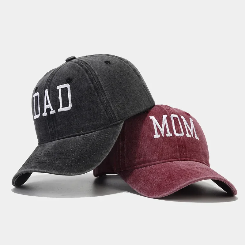 

Бейсбольная кепка с вышивкой букв DAD MOM, хлопковая бейсболка для занятий спортом на открытом воздухе, повседневная кепка Snapback, унисекс, солнцезащитный крем, шляпа от солнца, подарок
