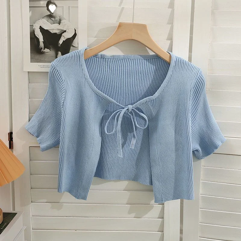 Top corto con fiocco francese con lacci Camicia da donna nuova versatile a maniche corte sottile lavorata a maglia per maglione cardigan semplice e solido estivo