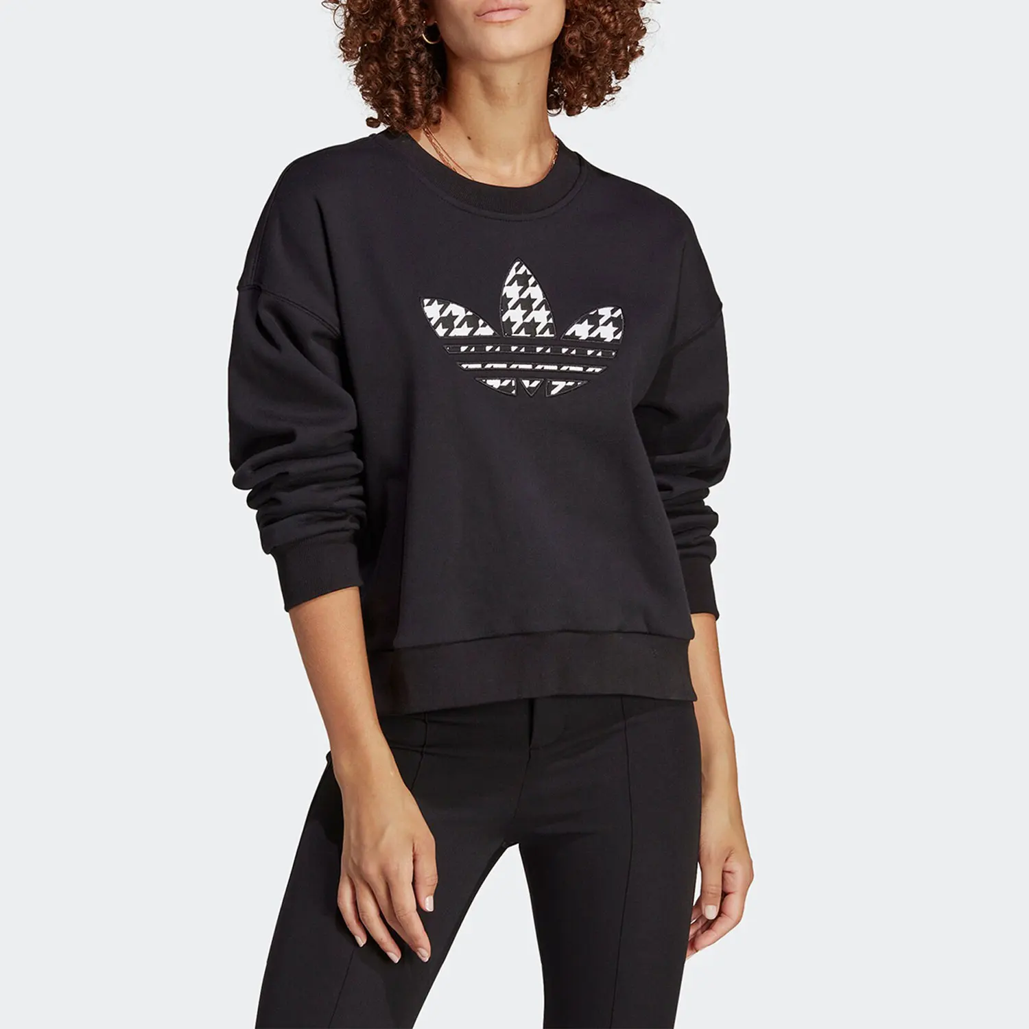

Adidas genuine TREF INFILL SWT Women's Round Neck Sweatshirt IC5147