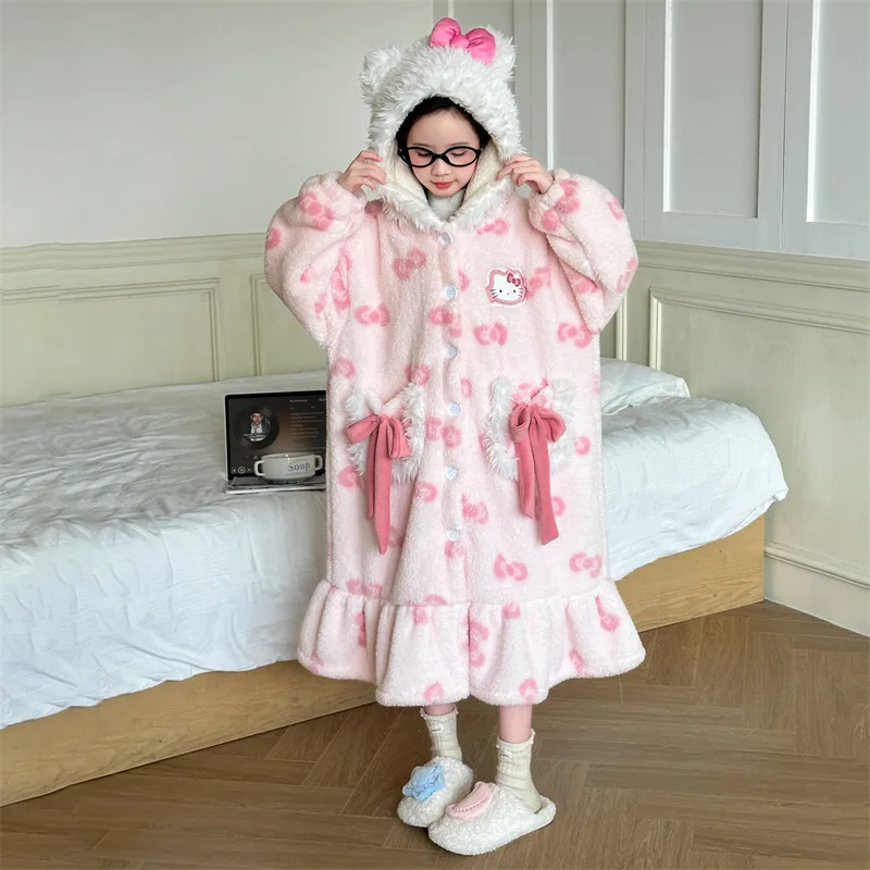 Hello Kittys Pajamas Sanrios Girl Coral Fleece Hooded Long Style Nightgown Thicken Winter Nightgown Wear Outside Lounge Clothes