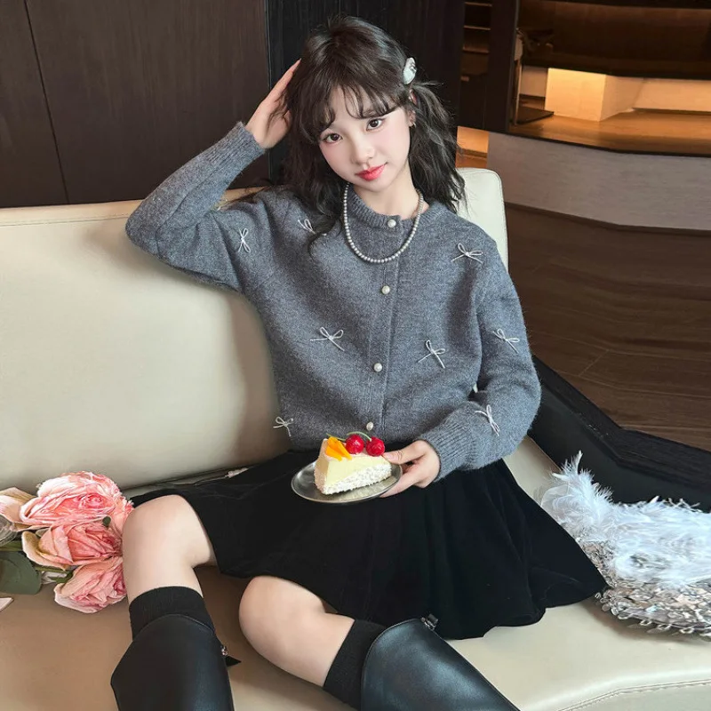 

Детский комплект из двух предметов для девочек, осеннее однобортное вязаное пальто с бантом для маленьких девочек, детская плиссированная юбка для девочек, комплект для девочек от 4 до 14 лет