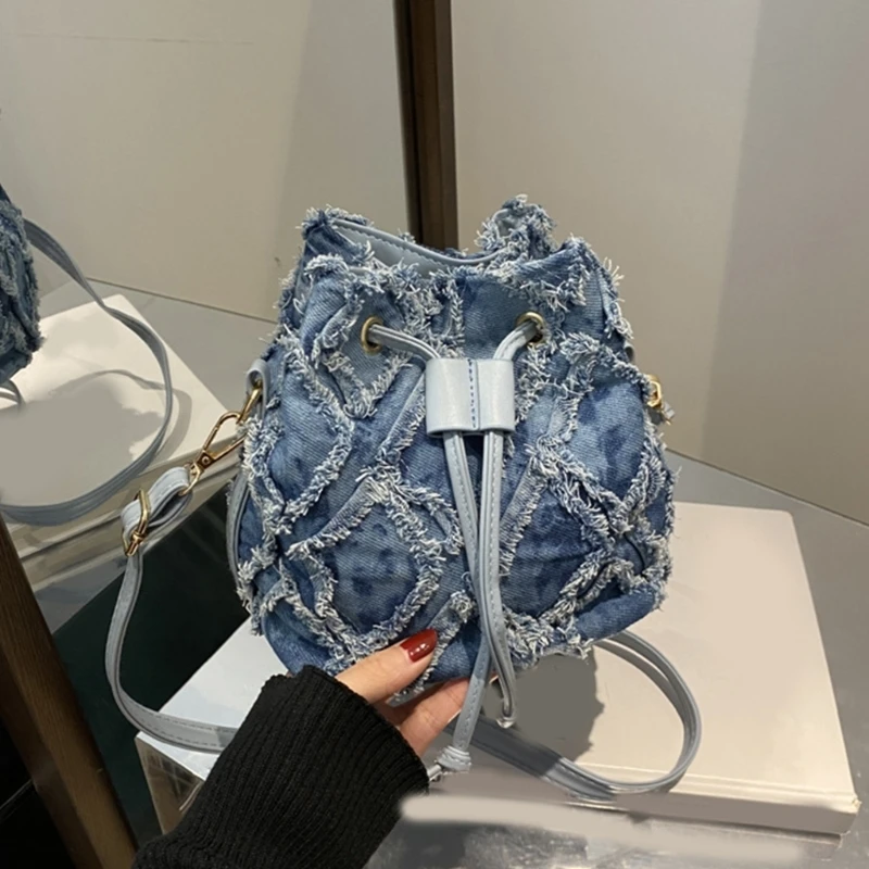 X7XC Women Denims Bucket Bags Crossbody Purse Shoulder Handbags Quilted Drawstring Satchel Hobos Bags with Removable Strap