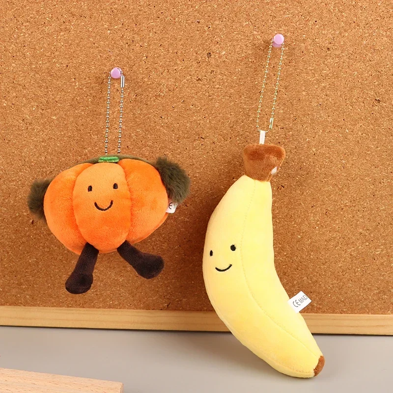 Bonito dos desenhos animados fruta boneca brinquedo chaveiro pingente mochila chaveiro ornamento acessórios presente de natal