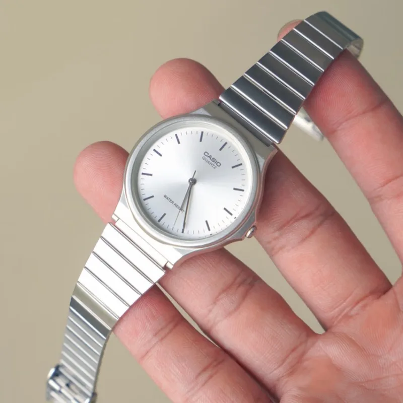 All Match Daily Casio MQ-24D-7EJF Analog Watch Stainless Steel Case Stretch Band Low Profile Thin Design For Teenagers