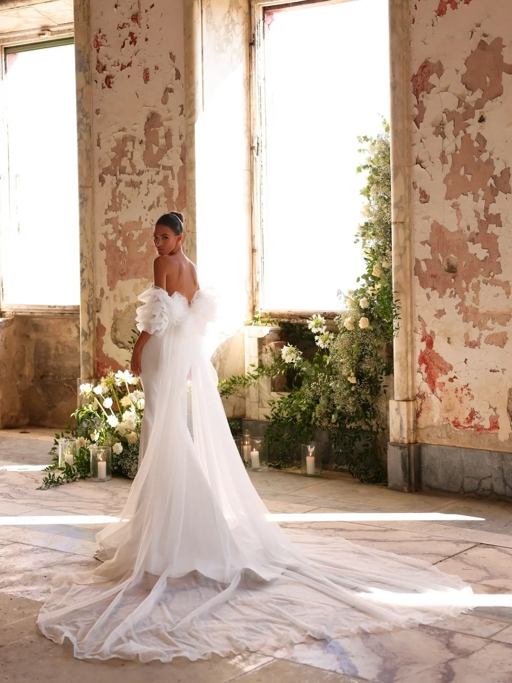 Charmante Strapless V-hals Trouwjurken Elegante Mouwloze Bruidsjurken Luxe Satijn A-lijn Vloerlengte Bruidsjurken Vestido