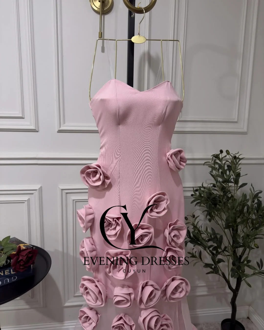 CUYUN Розовые 3D цветы Длинные платья для выпускного вечера Роскошное вечернее платье без бретелек с разрезом Вечернее платье по индивидуальному заказу для особых случаев