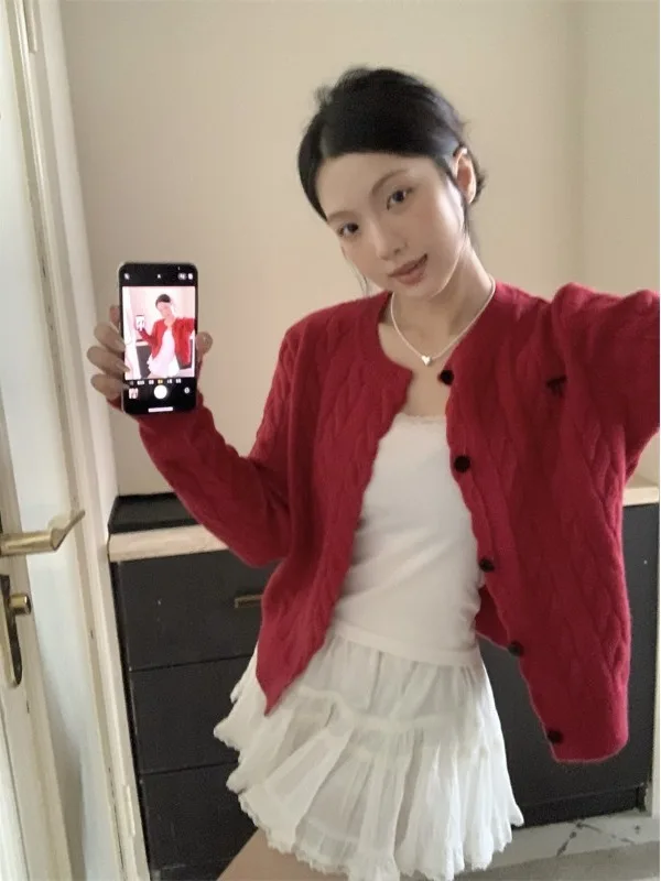 

Bla Cheese, осень-зима, ретро ленивый белый, красный вязаный свитер с вышивкой, пальто или кардиган, женская модная верхняя одежда