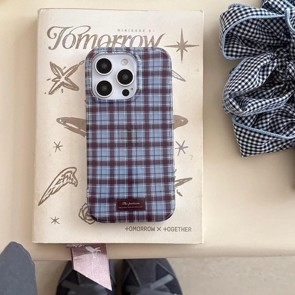 Funda protectora para teléfono con colgante de estrella, diseño de rejilla marrón y azul Simple avanzado, a prueba de golpes, para iPhone 16 15 14 Pro Max