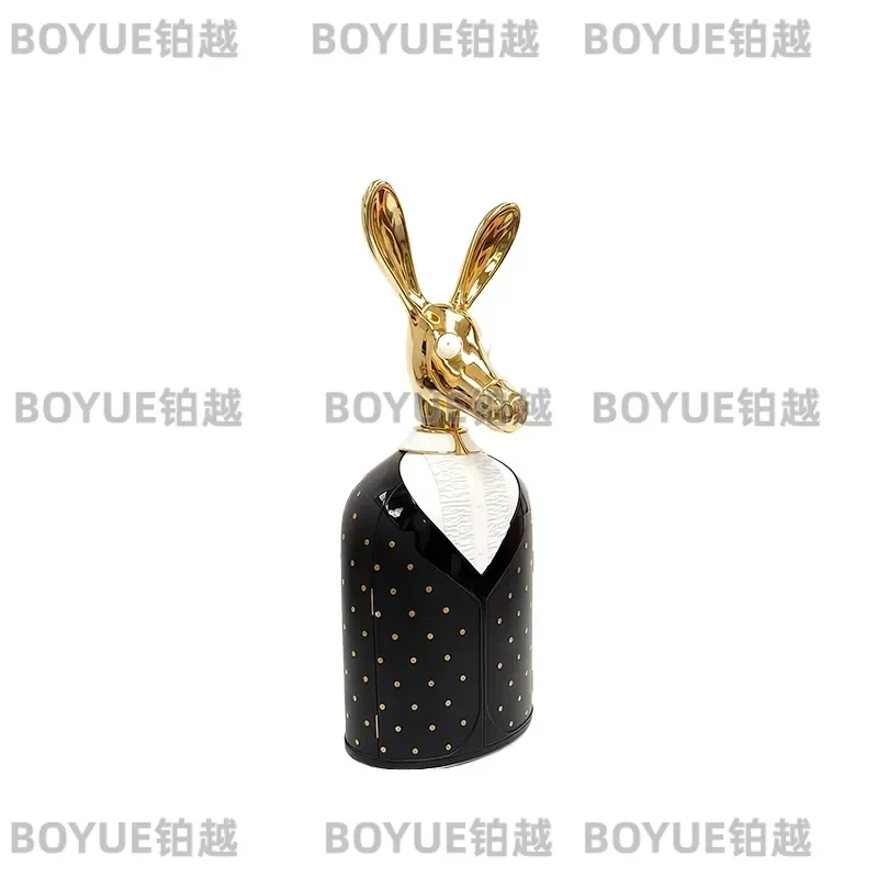 Luxury Black Metal Wine Cabinet Unique Animal Shaped Display Shelf Modern Home Decor Storage Unit for Villa Living Room Bar