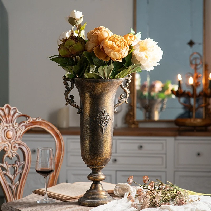 

European Classical Vintage Gold Iron Vase for Flowers Home Decor Table Decoration and Accessories Room Ornaments for Photography