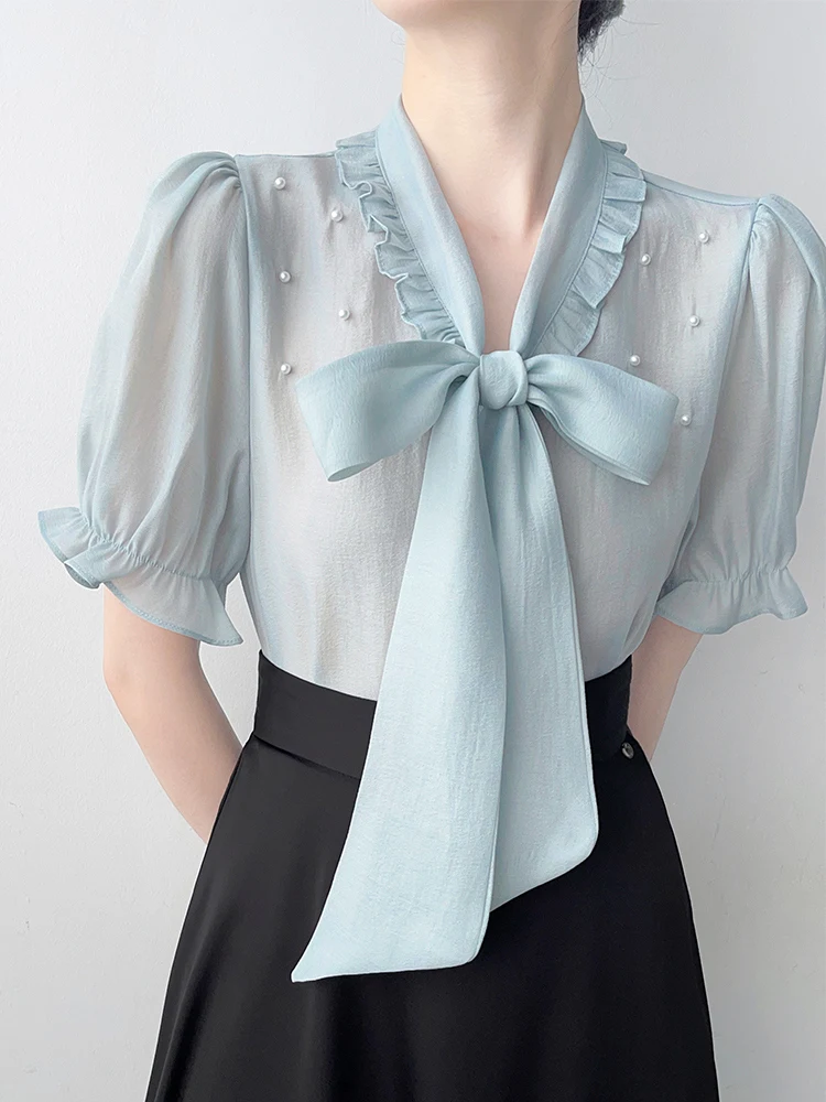 

Korean Sle Blue Lace V-Ne Embellied ort Sve Women's irt Summer New Knot Sa Chiffon Top Straight Cut