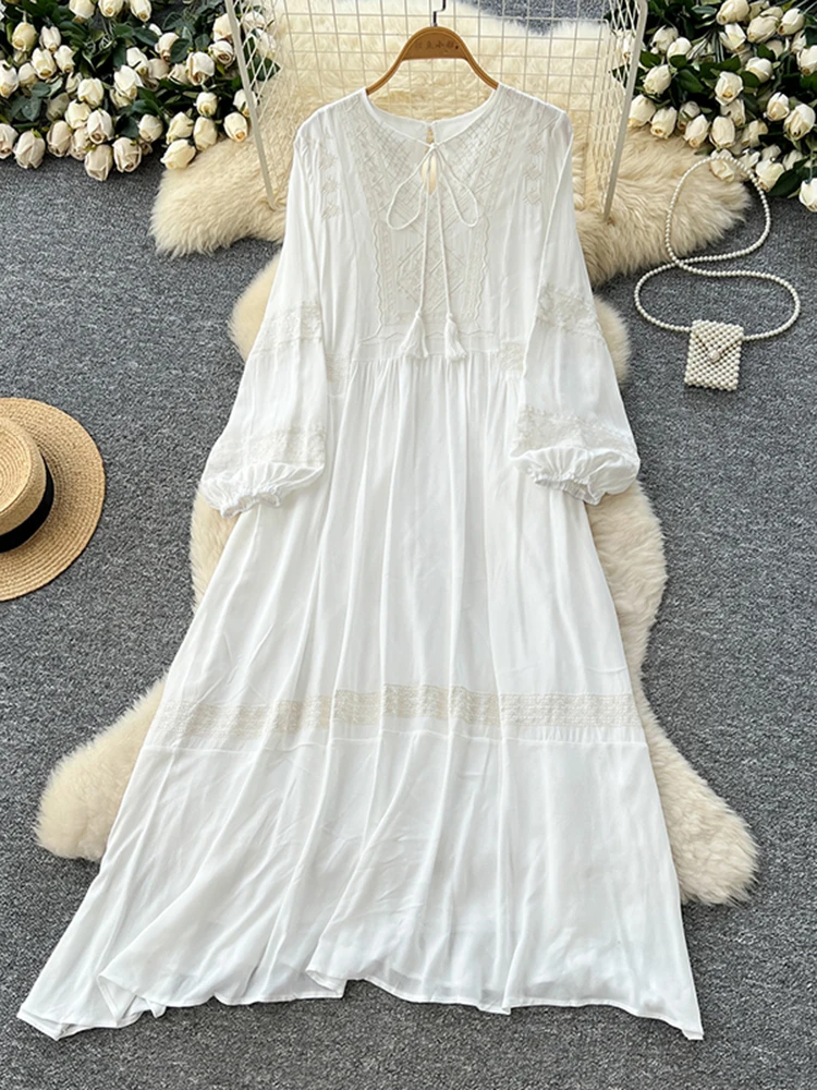 Spring Autumn Women\'s Bohemian Embroidery Dress New Vacation  Red White Lace Up V-Neck Lantern Sleeve Loose Dress D76