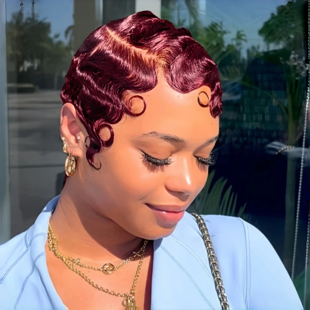 

Женский парик-пикси с кружевной передней частью - короткая стрижка пикси 13x4 с текстурой «морская волна», предварительно выщипанная естественная линия волос и регулируемый ремешок