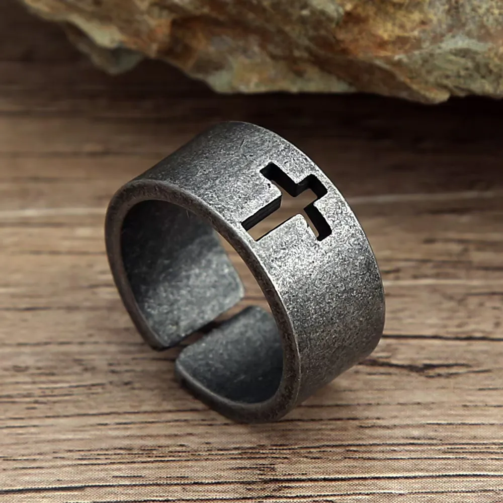 Vintage Cross Hollow Open Stainless Steel Ring Religious Christian Amulet Jewelry For Men Women Party Fashion Gift Accessories