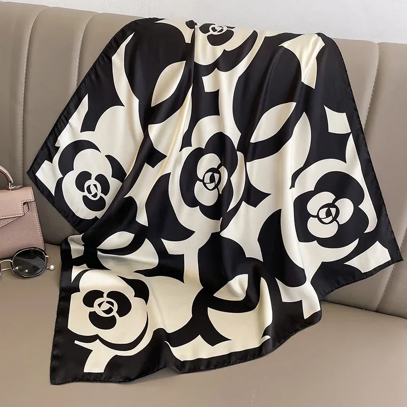 Écharpe Soyeuse au Design de Luxe pour Femme, Petit Châle Rond à Imprimé Doux, Hijab d'Extérieur, 70x70cm, Nouvelle Collection Printemps et Été 2023