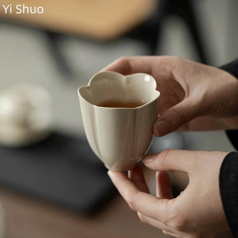 

Чашка с цветком сливы ясеня, чайная чашка, чайная чаша, чайный сервиз кунг-фу, мастер-чашка ручной работы, одна чашка, керамическая чашка