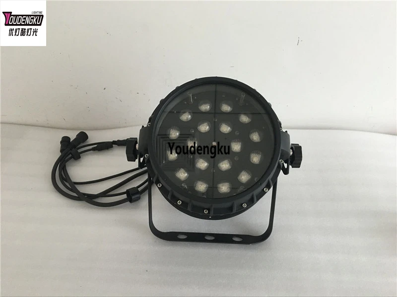 

4 pieces Outdoor IP65 Waterproof Zoom LED Par Light 18*15W RGBWA led par light