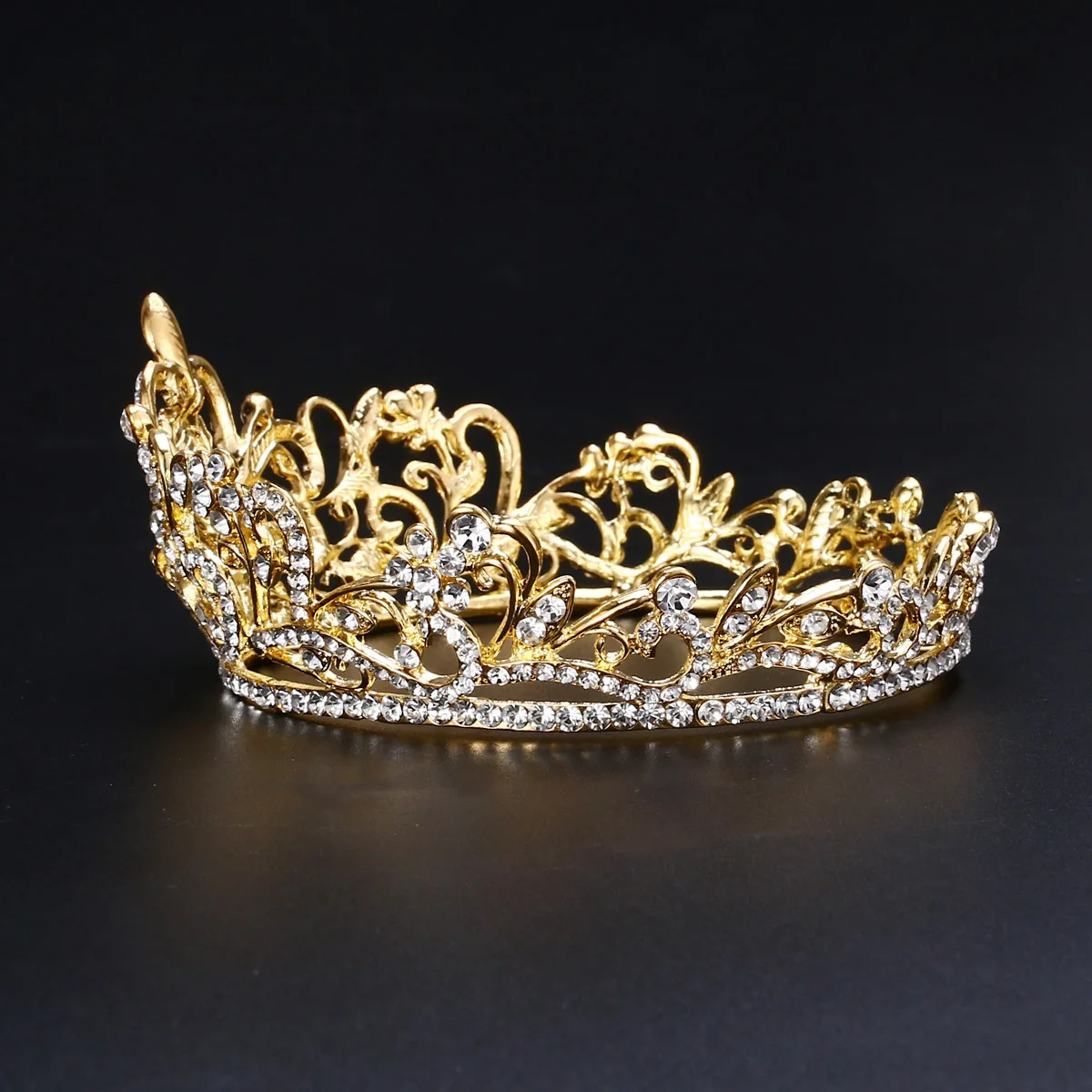 

Shiny Heart Rhinestone Tiara Crown for Women Elegant Gold-Tone Headwear Perfect for Wedding Engagement Prom Party Cosplay Gift