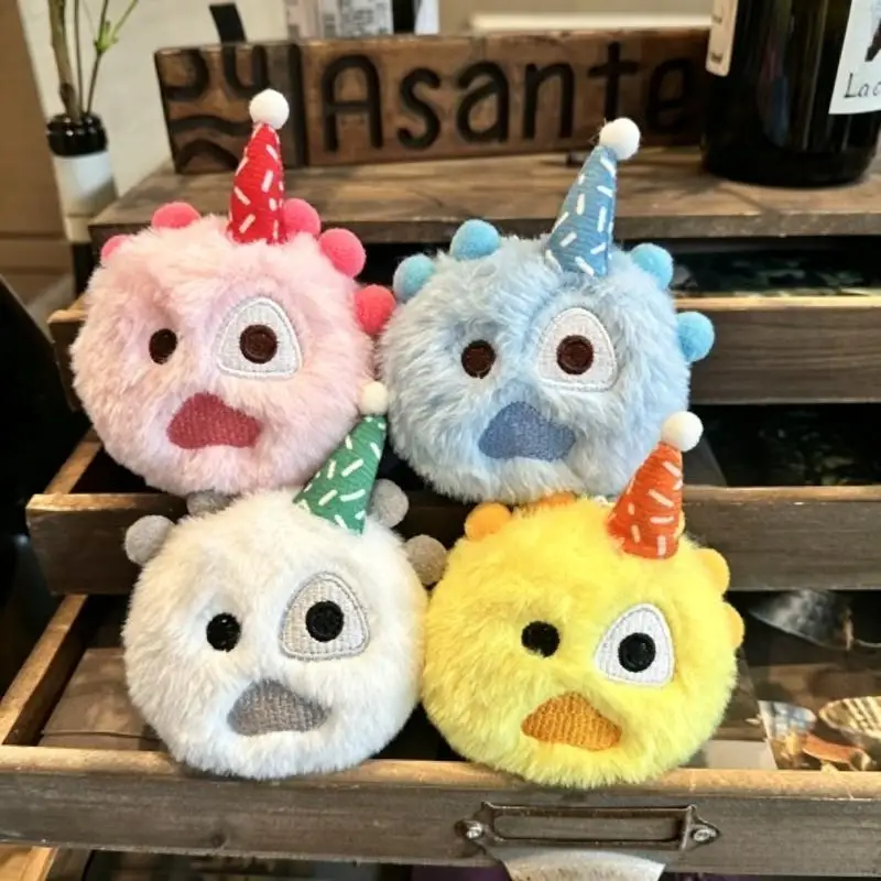 Niedlicher Flauschiger Monster-Plüsch-Schlüsselanhänger Cartoon-Partyhut-Puppen-Anhänger Tragbar für Autoschlüssel Rucksack-Dekoration – Detail 3