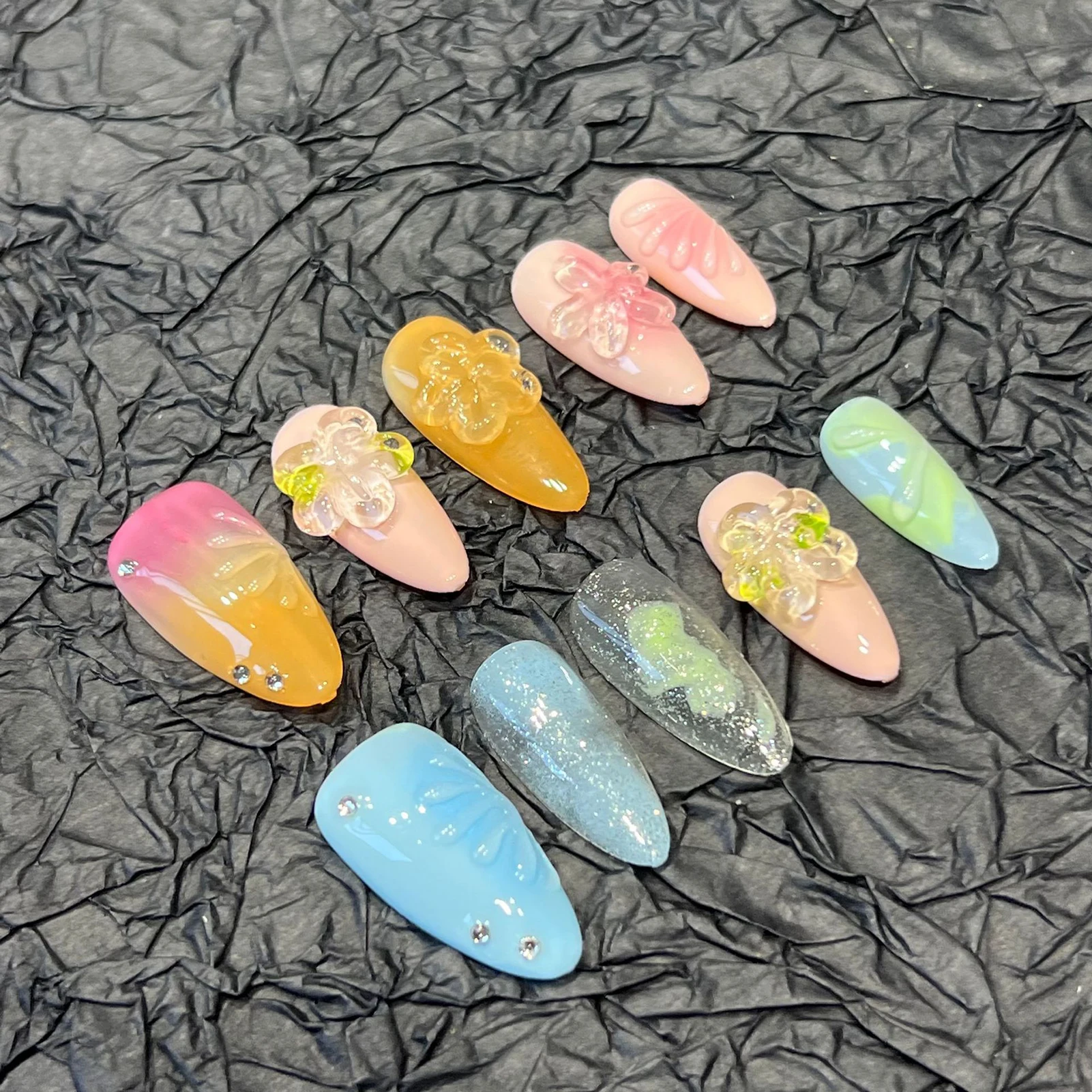 Colorful Almond Resin Nail Extension with Glitter Natural-looking Easy to Take on and Apply for Daily and Parties Wearing