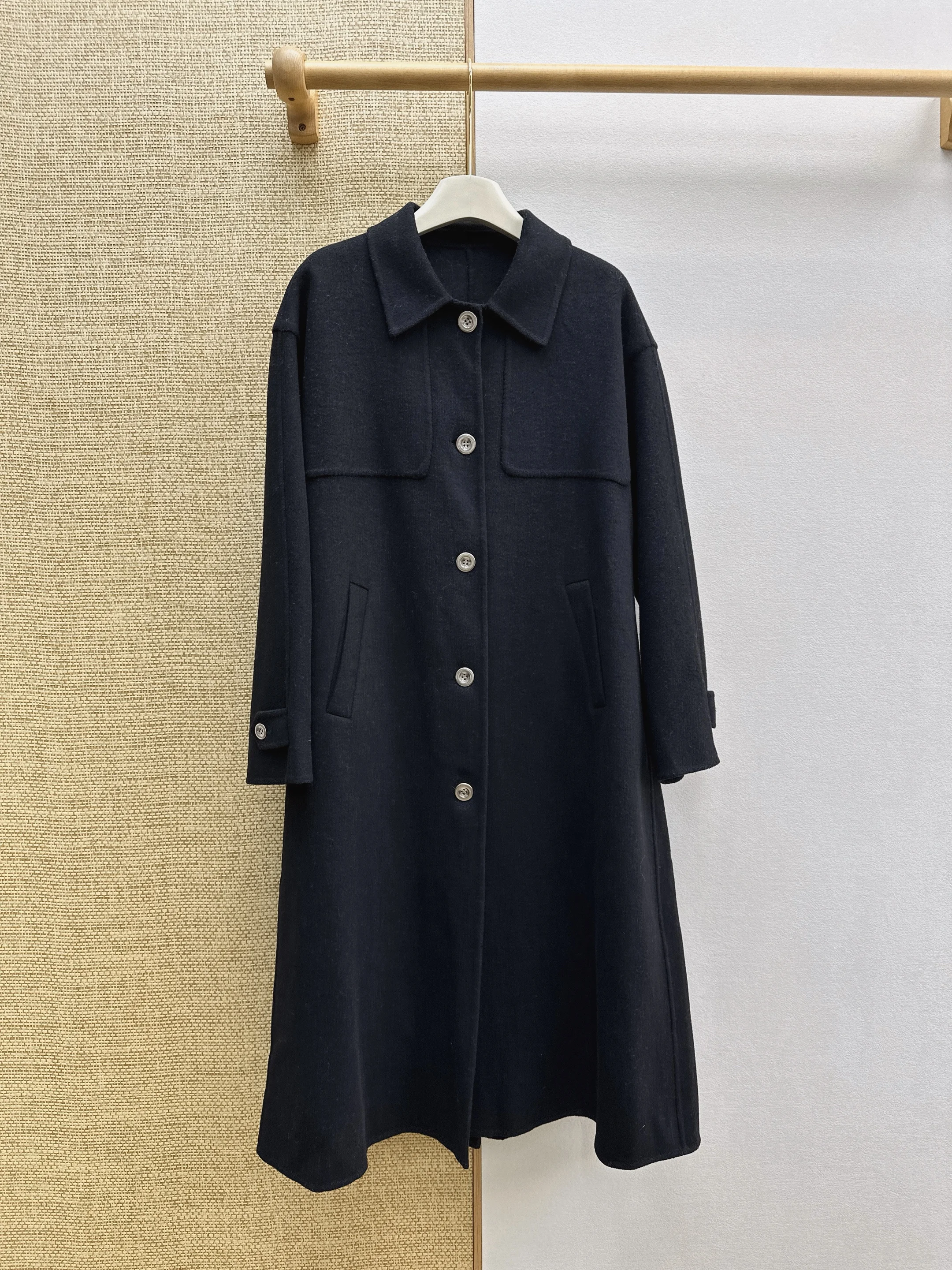 Women Long‑cut Double‑face Wool Lapel Coat Hand‑made Double‑face Wool Fabric Minimalist Casual Elegant Outerwear