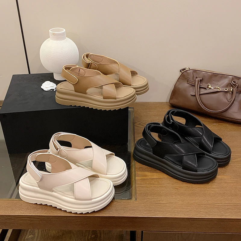

Summer Women Soft-soled Sandals 2026 Casual Women Thick-soled Sandals Soft Sole Anti-slip Comfort Open-toe Shoes