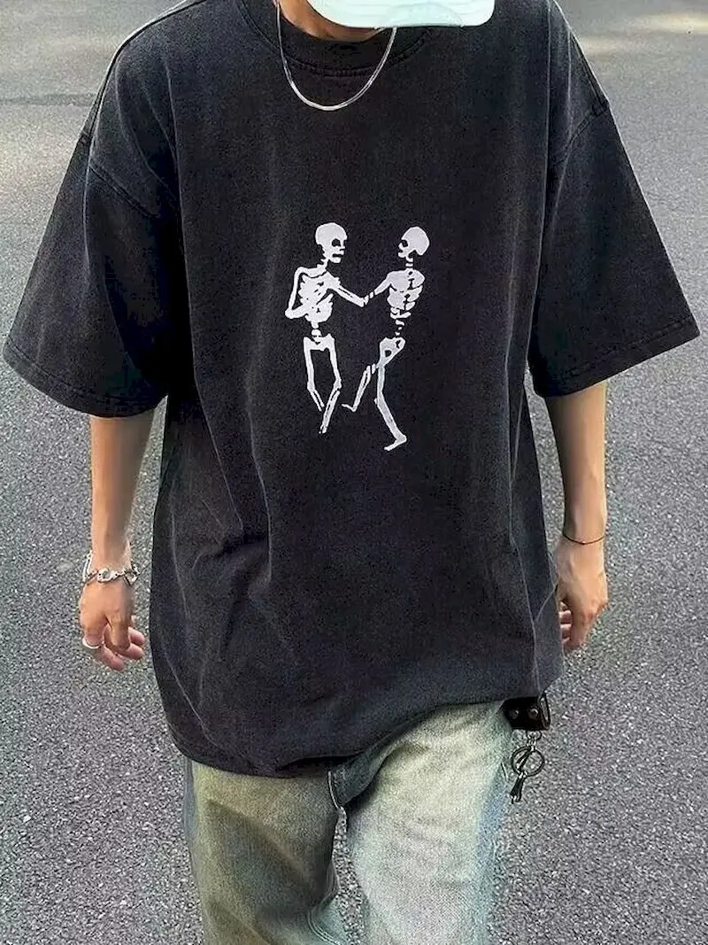 

Оверсайз футболки для женщин и мужчин: оригинальный дизайн в стиле High Street, с принтом «Танцующий скелет», свободные, с открытыми плечами, летние