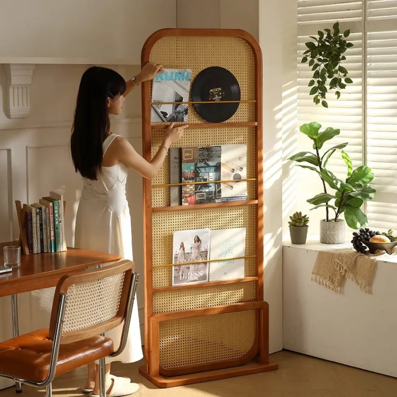 

Chinese-Japanese solid wood rattan seat, screen partition, entrance blocking entrance, mobile retro French magazine book shelf