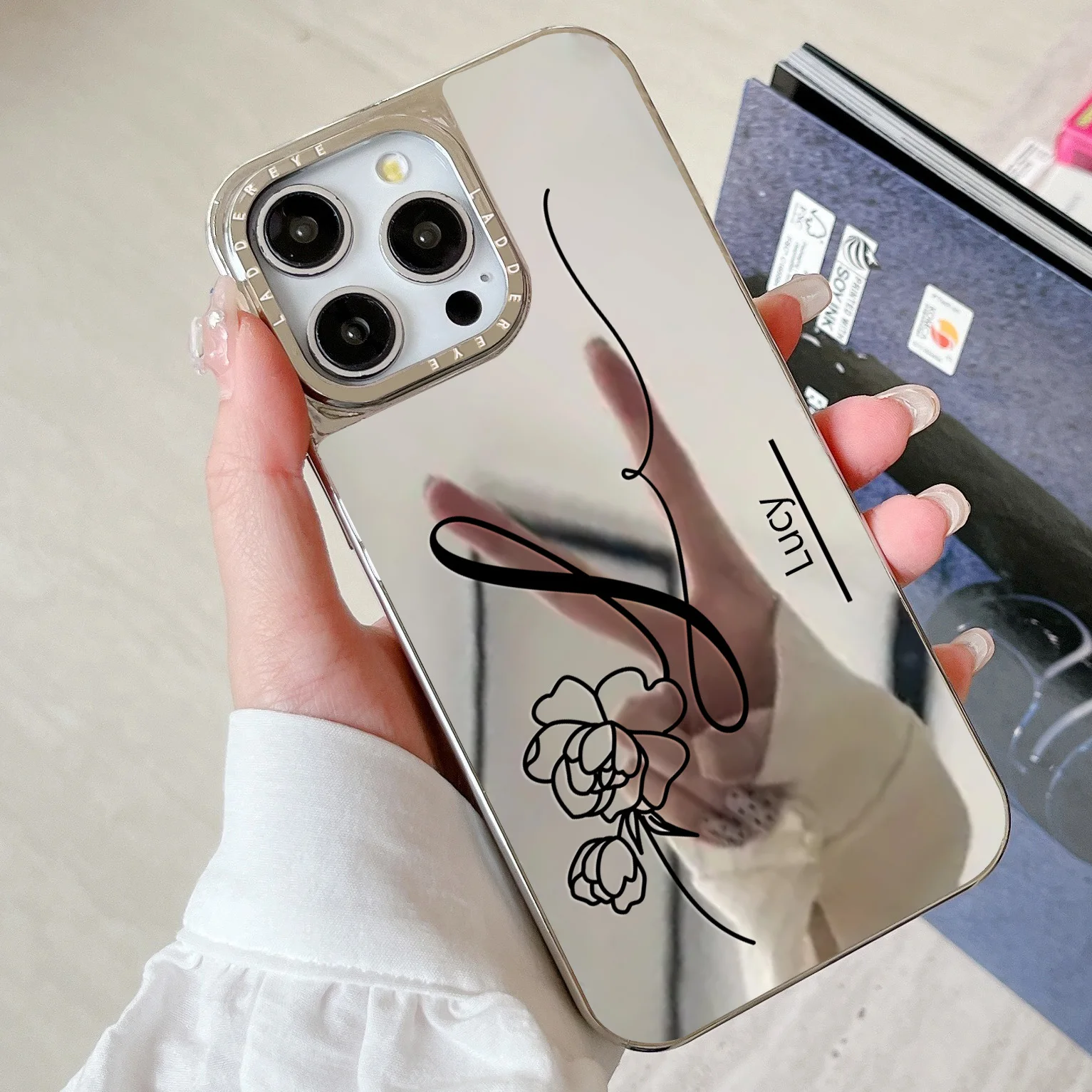 شخصية فاخرة مخصصة اسمك يشكلون مرآة قضية الهاتف آيفون 16 15 14 13 12 11 برو ماكس زائد الغطاء الخلفي الواقي