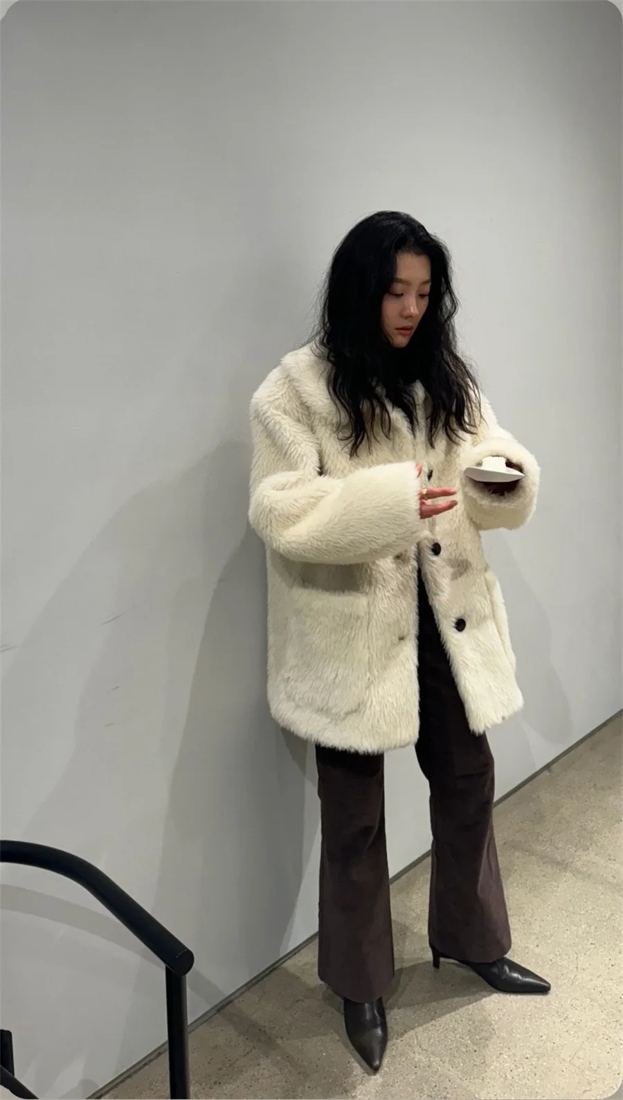 جاكيت فرو سميك كبير الحجم للشتاء من بريون، تصميم فضفاض كاجوال، مزيج من البوليستر والصوف، أكمام طويلة، ياقة بولو، مقاس عادي #1