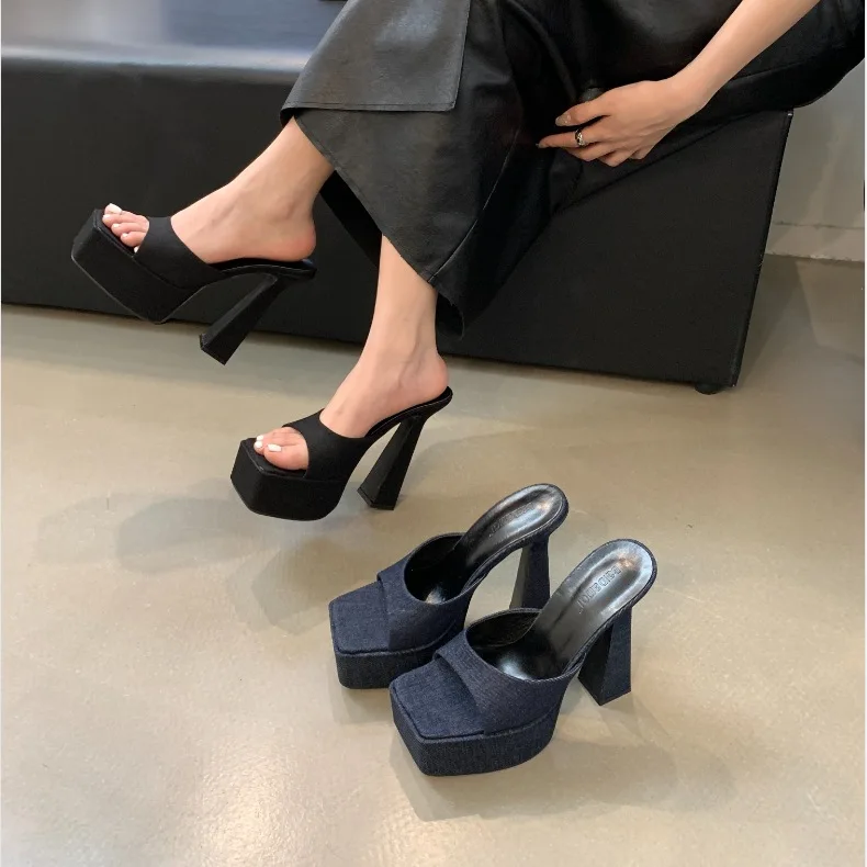 

High-Heeled Shoes Lady Square Toe House Slippers Platform Slides Slipers Women Low Denim 2024 PU Cotton Fabric Rome Rubber Hoof