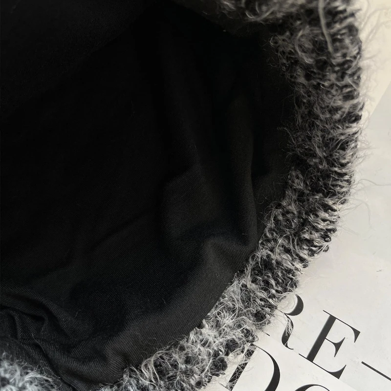 Koreanische Ins-Plaid-Musik-Design-Plüschmütze mit Katzenohren, gestrickte Mütze für Damen, Herbst- und Winterwärme, vielseitige Y2k-Kälteschutzmütze – Detail 6
