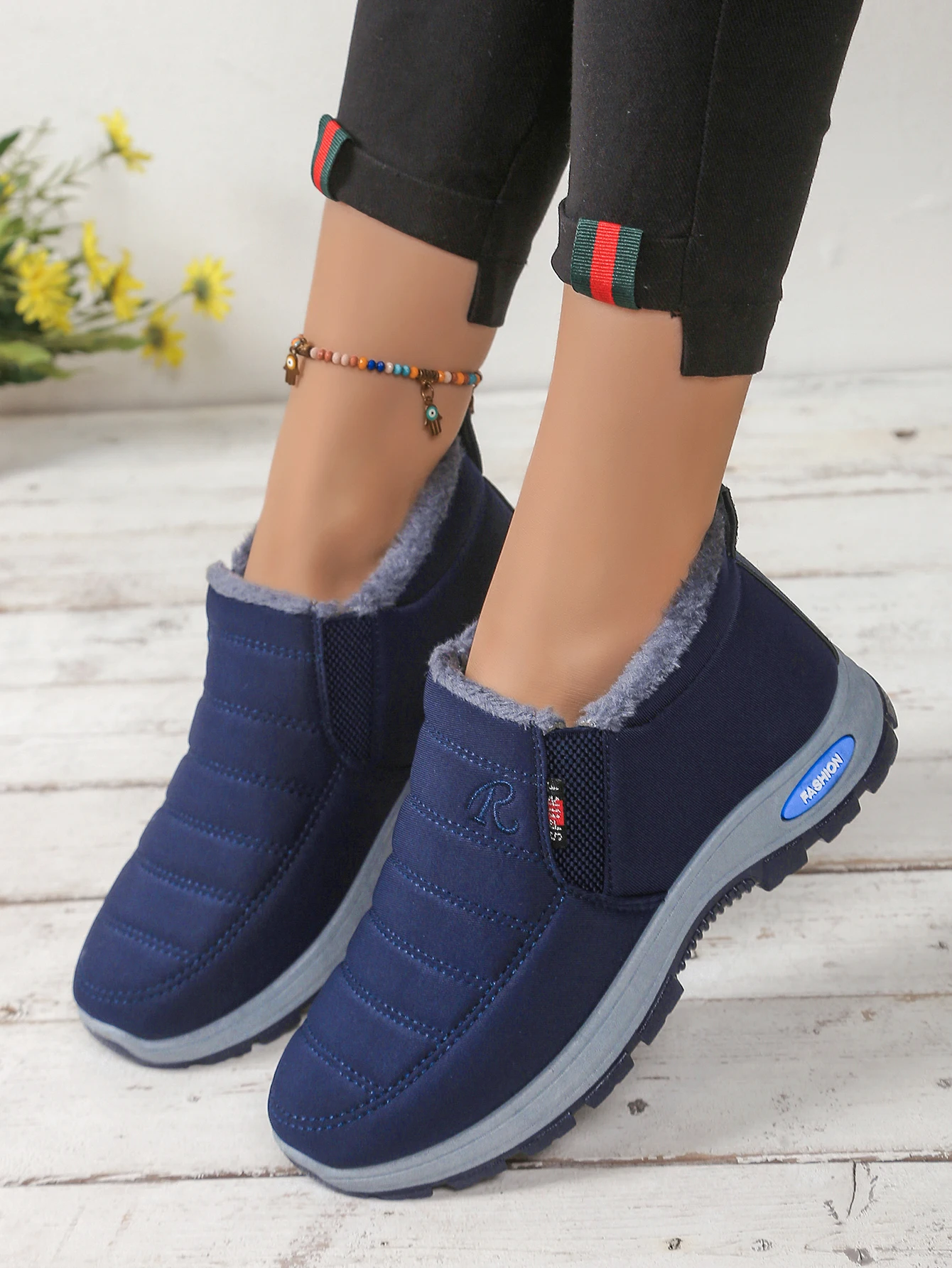 Unisex Super Warme Winter-Schneestiefel mit Dicker Sohle, Arktisch Isolierte Knöchelstiefel mit Wärmespeicherndem Futter, Robuste Outdoor-Schuhe – Detail 32