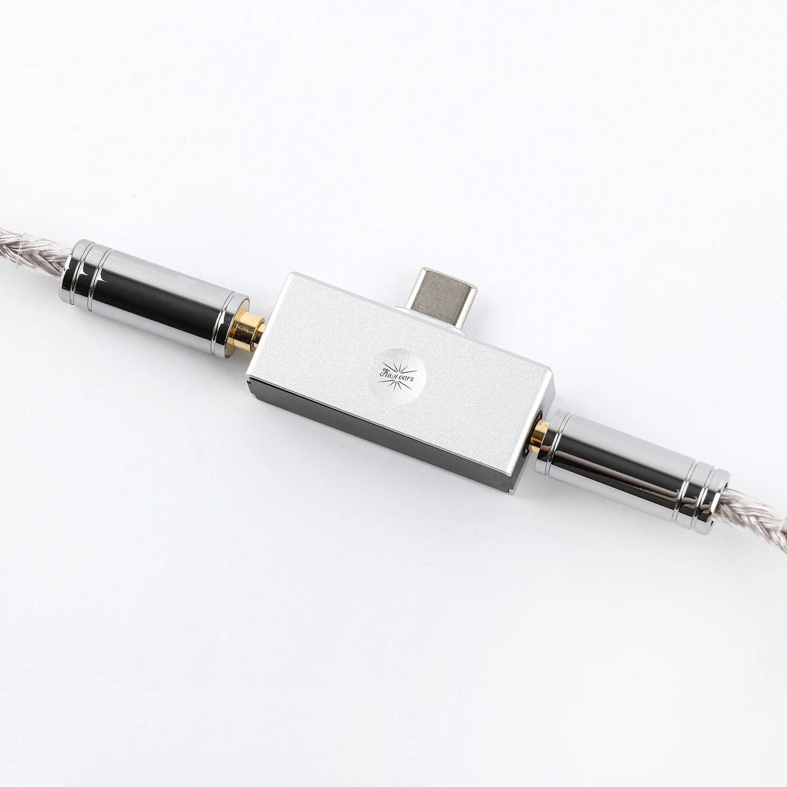 Kiwi Ears Allegro Mini Przenośny High-Fidelity IEM DAC USB C z wyjściem 3.5/4.4mm, lekki i łatwy do przenoszenia. — zdjęcie produktu 6